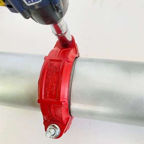 Acople ranurado rígido